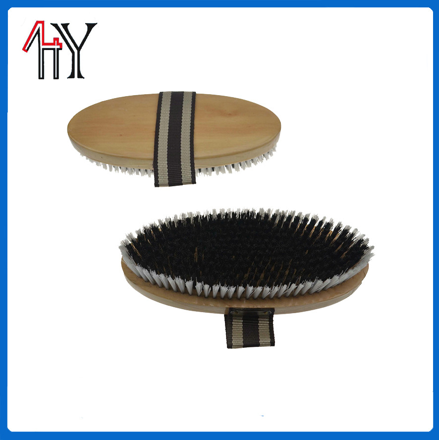 7.5-Inch Wooden Handle Soft Bristle Horse Brush