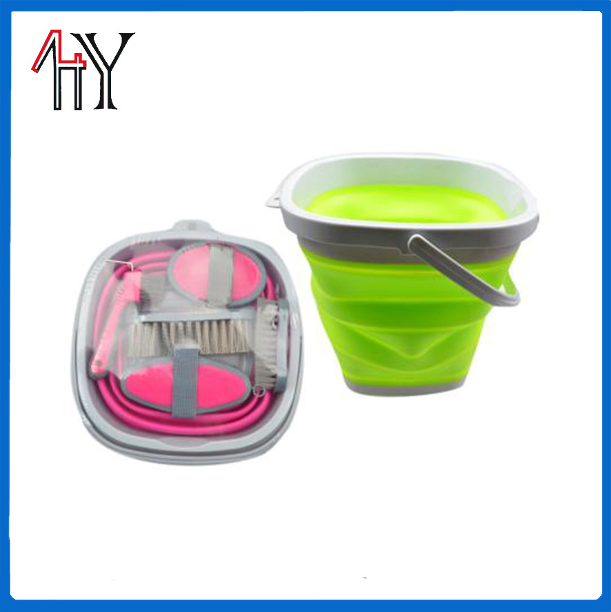 Horse Grooming Kit With Folding Bucket And Brush Set