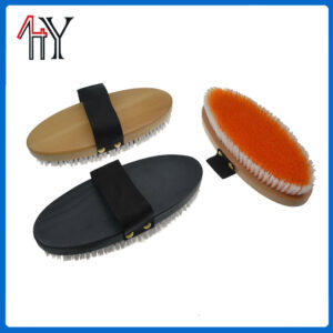 Solid Wood Handle Soft Horse Brush