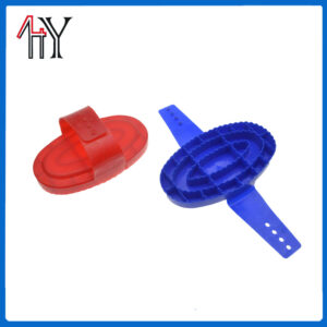 PE Plastic Horse Massage Brush