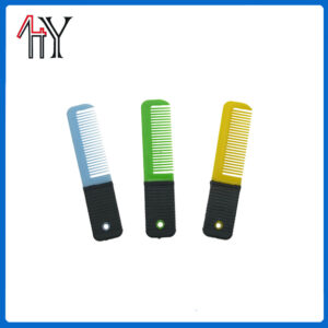 Small Rubber Handle Horse Comb PP TPE 13.5x3 cm