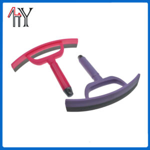PP TPE Horse Sweat Scraper With Cylinder Handle