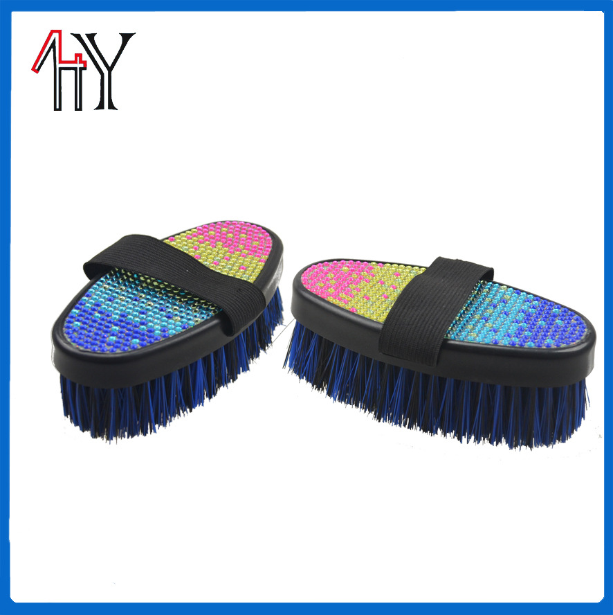 Rhinestone Plastic Oval Horse Brush 17 cm