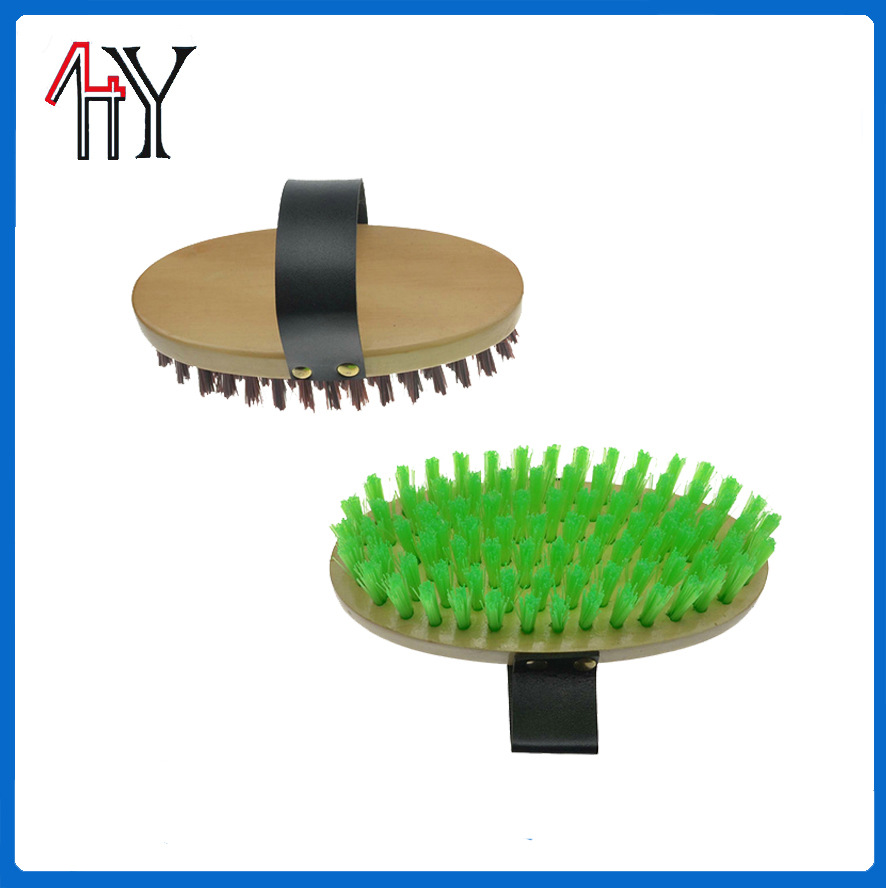 7 1/2 Wooden Handle Oval Horse Brush Hard PP Bristle