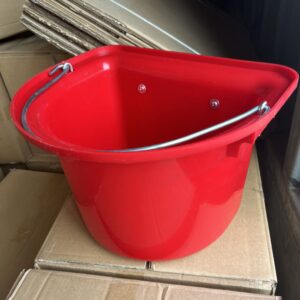 D-Shaped Feed Bucket