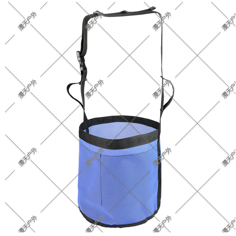 Adjustable Horse Feed Bag PVC Woven Mesh 24x24.5cm