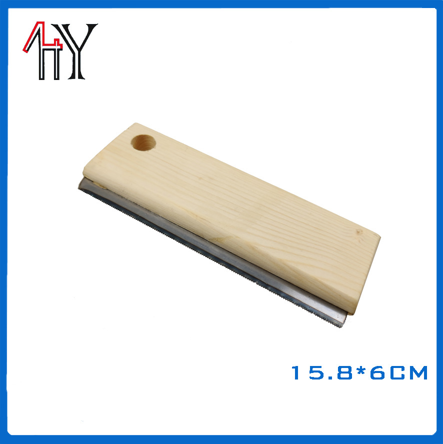 Wooden Handle Horse Shedding Blade 15.8 x 6 cm