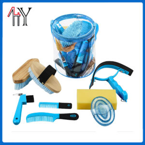 9-Piece Horse Grooming Kit With Large Round Bag