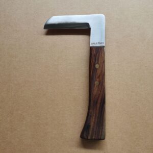 SIRIUSTIMES Wood Handle 7-Shape Hoof Knife