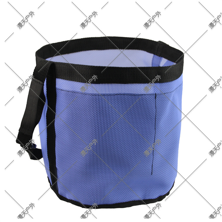 Adjustable Horse Feed Bag PVC Woven Mesh 24x24.5cm
