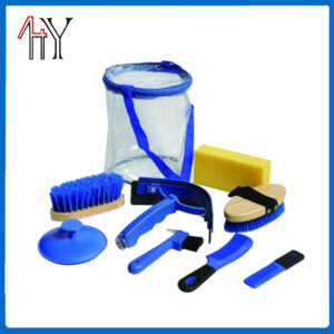 9-Piece Horse Grooming Kit With Large Round Bag